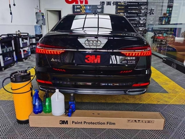 奥迪A6L，3M高光100隐形车衣施工完成，效果展示